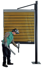 Roll up welding screen