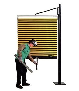 pull-down-welding-curtain